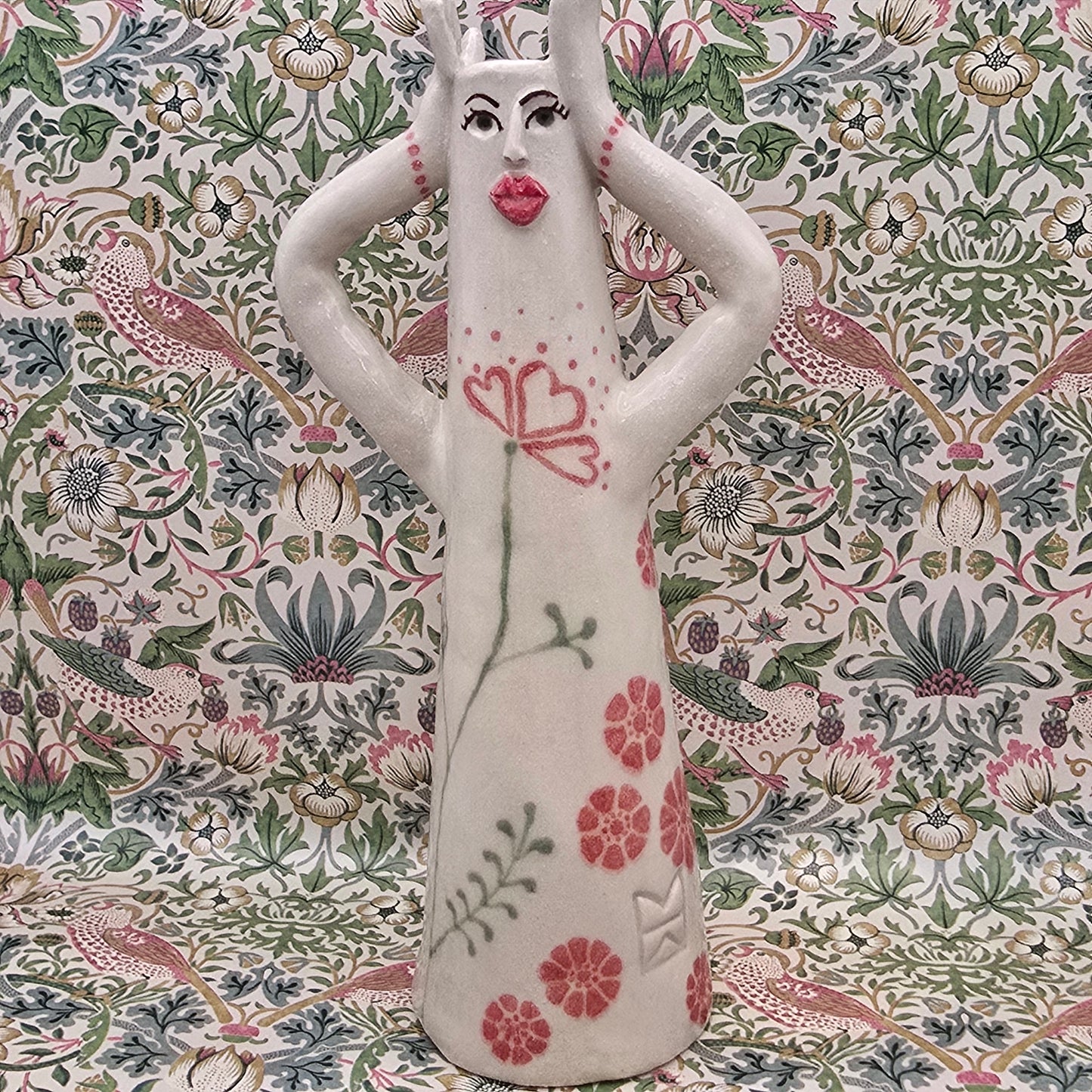 Folk lady