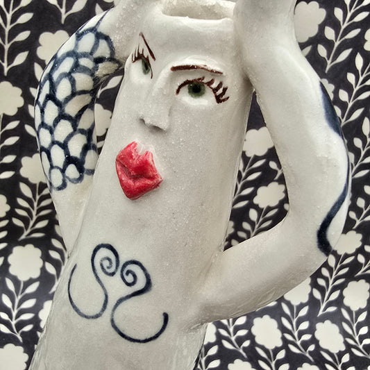 Folk lady Black & White
